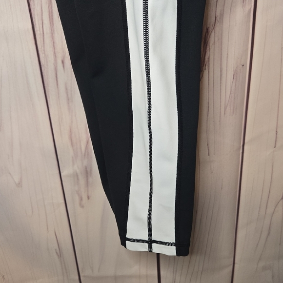 ALLFENIX High-Waisted Colorblock Leggings Size Medium - Picture 7 of 10